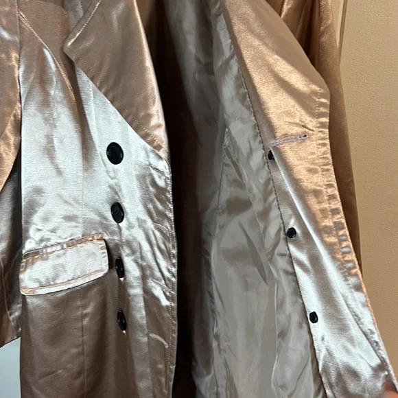 Brandon Thomas Platinum Trench Coat - Picture 8 of 11